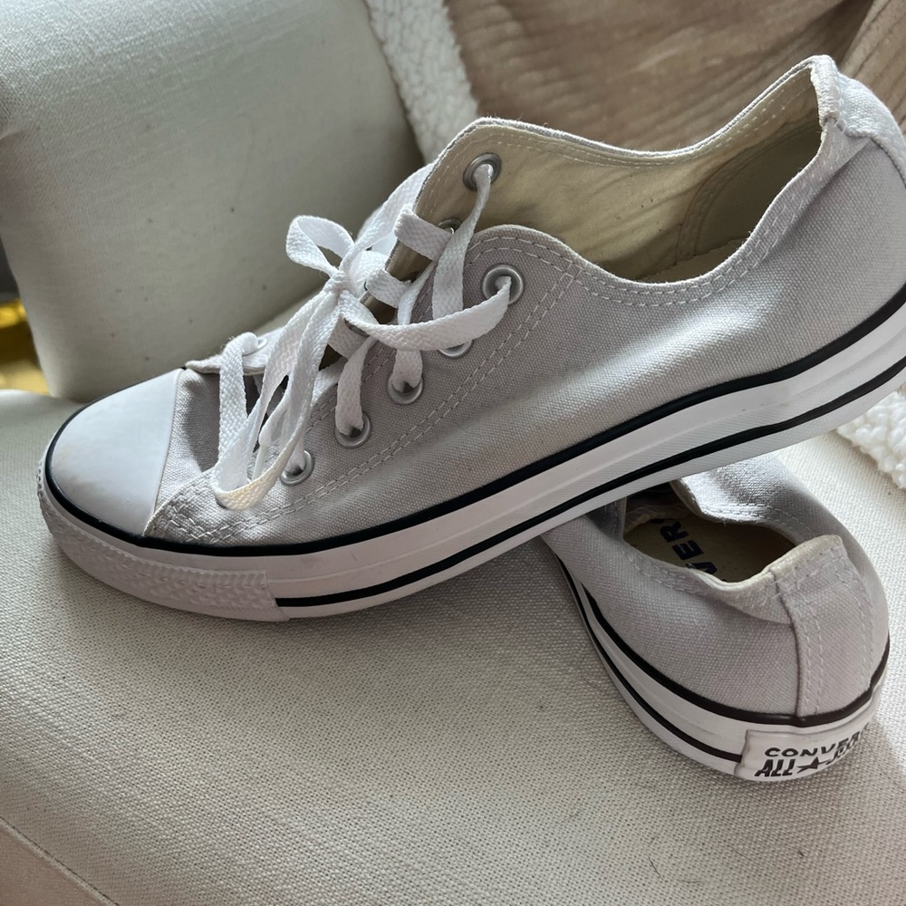Converse Women's Gray Canvas Sneakers Size 9